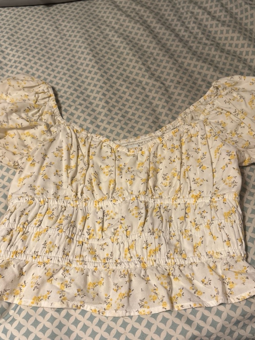 Hollister White Floral Puff Sleeve Smocked Top with Yellow Accents